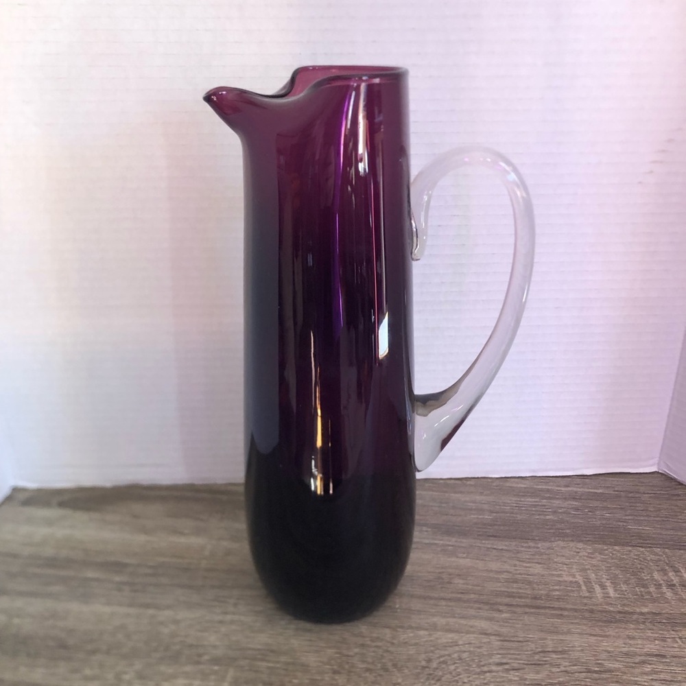 Vtg Hand Blown Amethyst Glass Pitcher - Picture 3 of 16